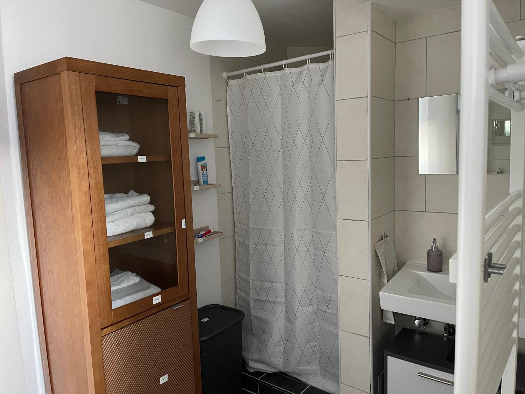 Bequemes Einzelzimmer Im Herzen Von Kassel Luaran gambar